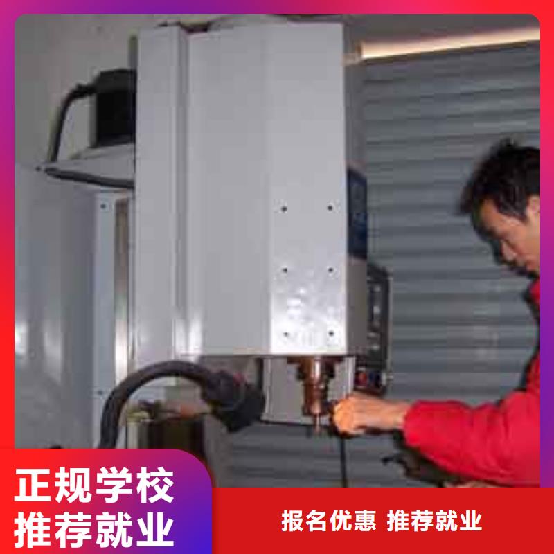 赤峰虎振技校数控专业怎么样学真本领