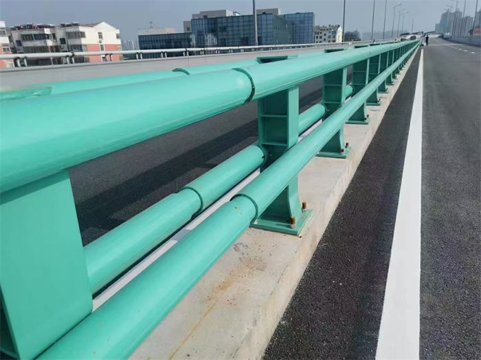 隆回不锈钢复合管护栏不锈钢碳钢复合管栏杆专业完善售后