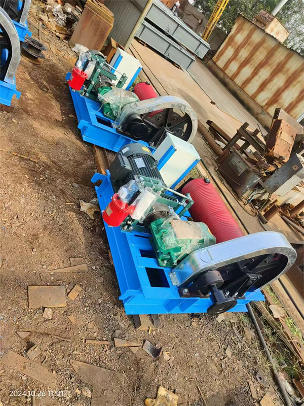 双吊点卷扬启闭机规格齐全应用广泛