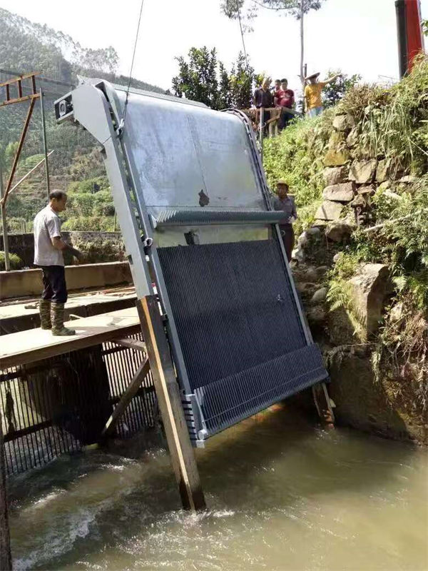 移动抓斗清污机来电咨询细节决定品质