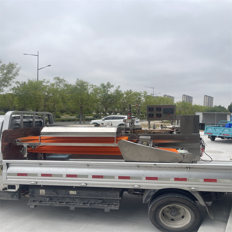 烙馍机生产视频