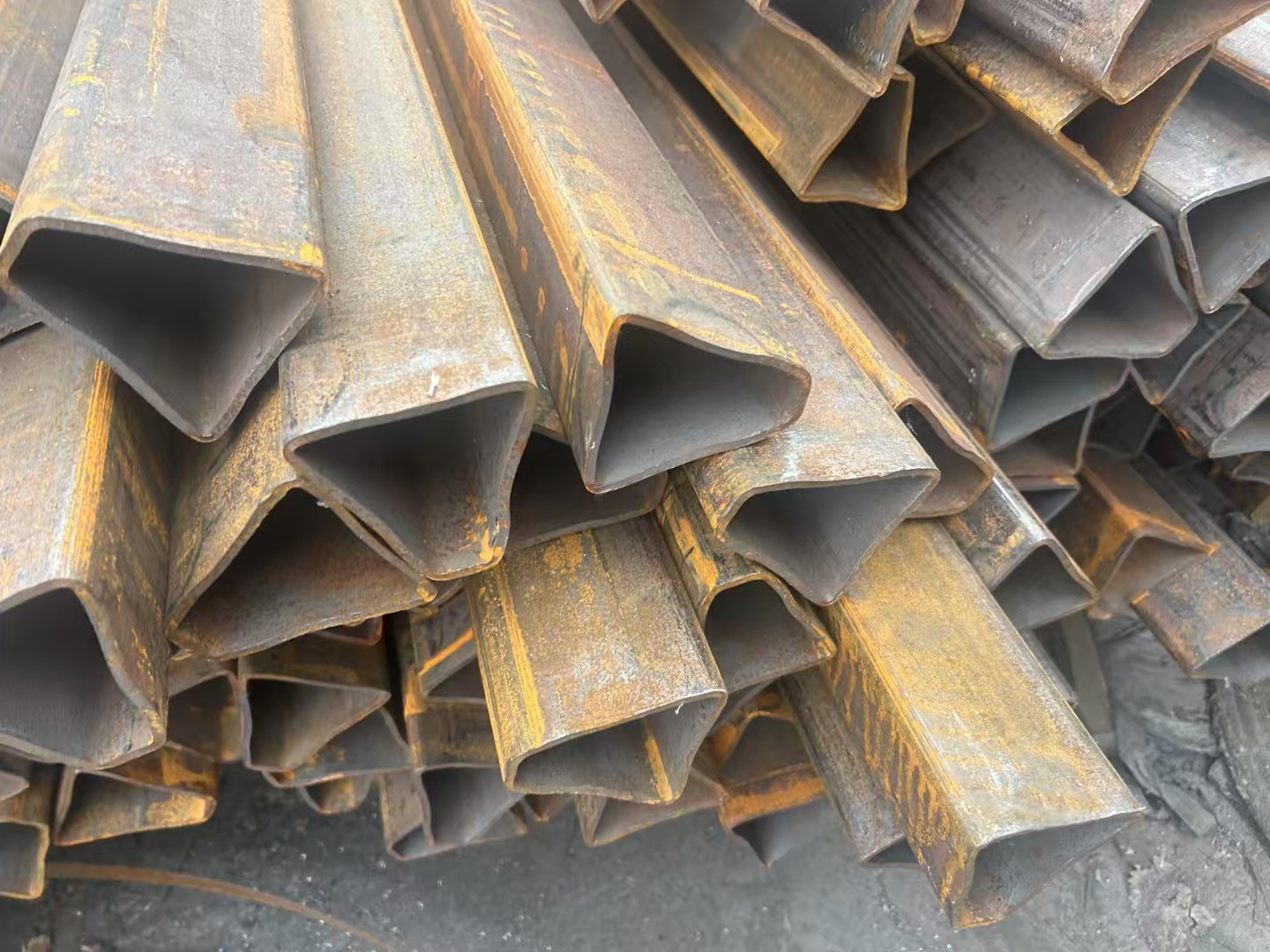 黄冈英山批发厚壁椭圆管的经销商