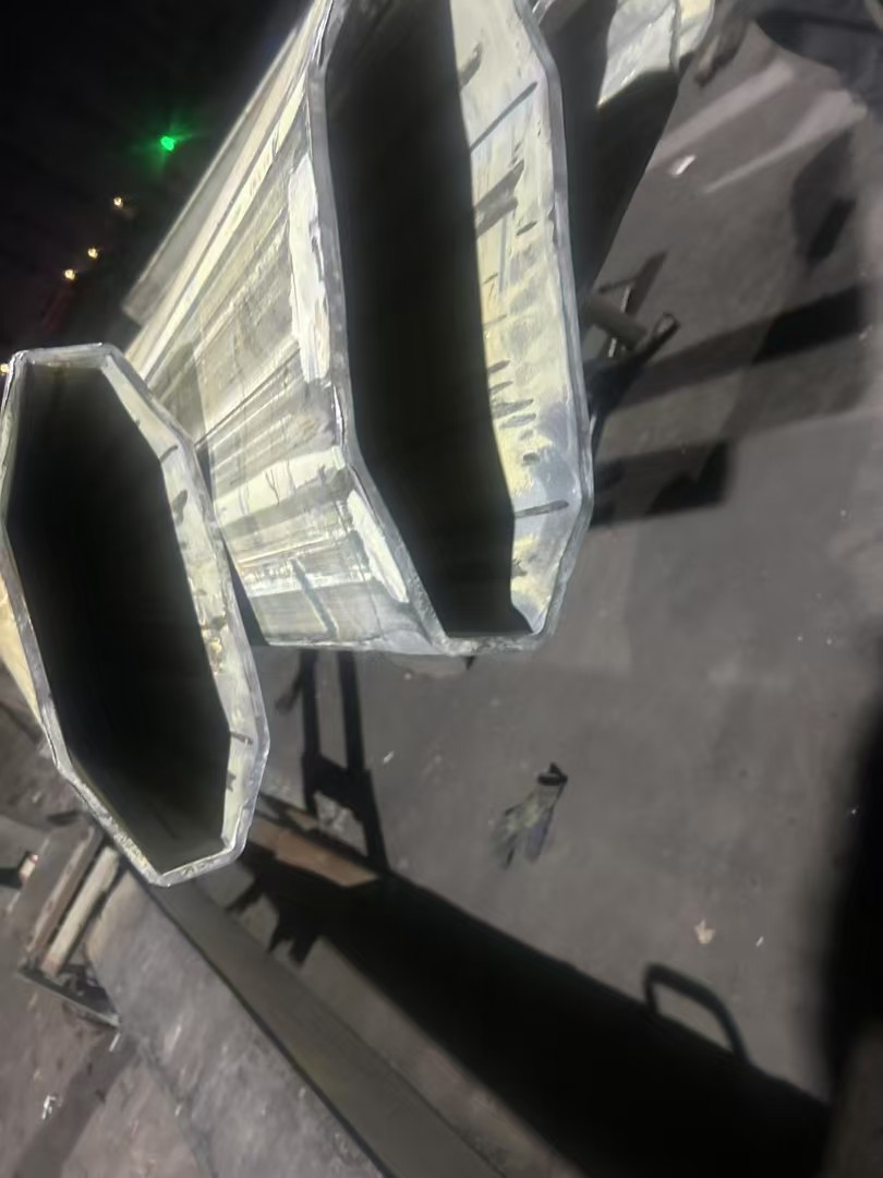 质量优的安庆迎江201不锈钢薄壁六角管现货厂家