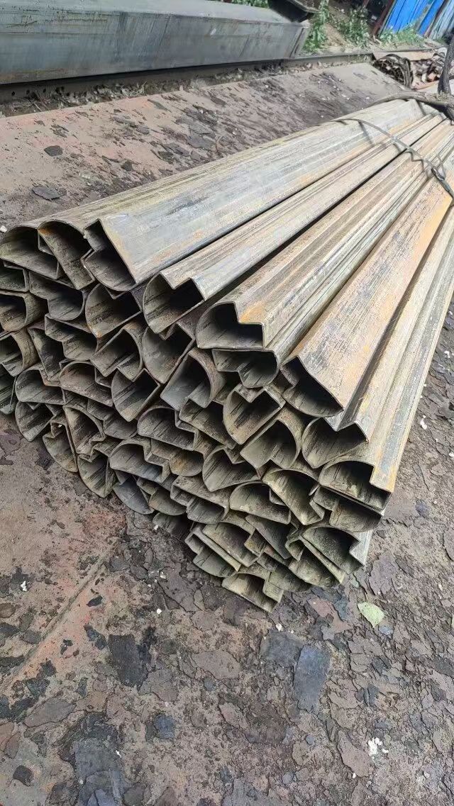 曲松异形钢,镀锌T型管厂家支持加工定制