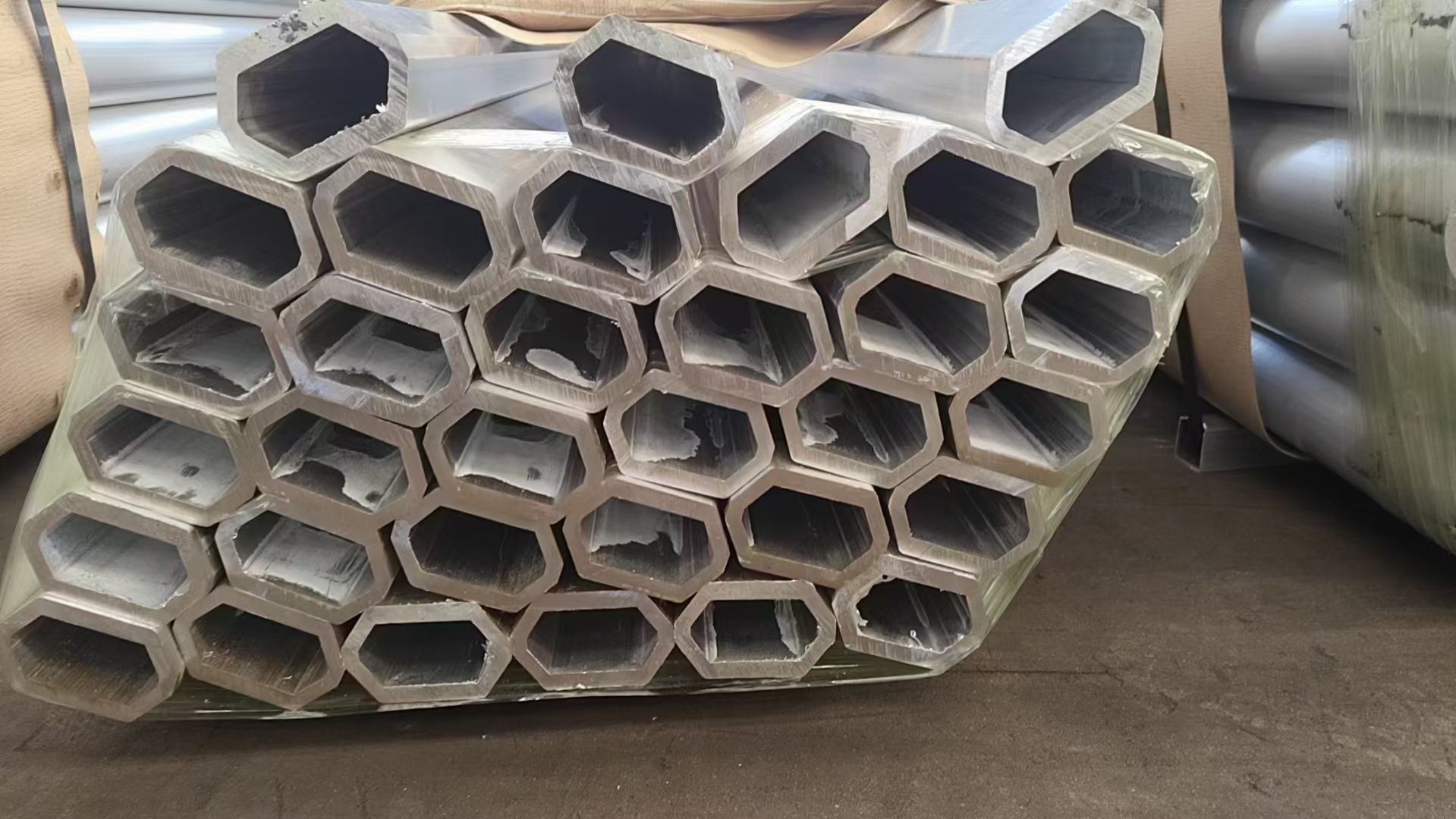 抚州临川201不锈钢凸形管以诚为本欢迎咨询