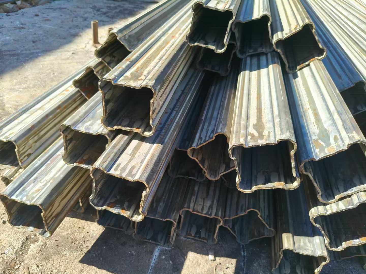 槐荫异形钢316L不锈钢镀锌鸭蛋圆管生产经验丰富