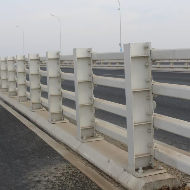 加查防撞护栏防撞栏杆合作共赢