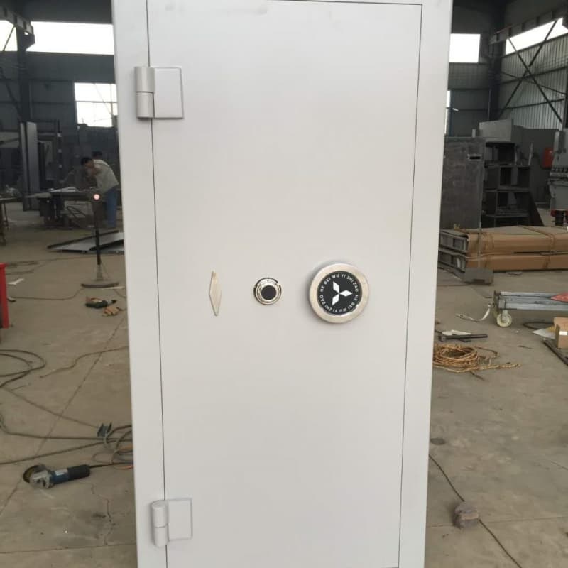 值得信赖的深圳观澜碳钢金库门