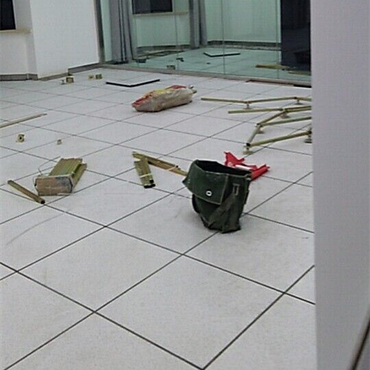 西陵防静电地板-铝合金防静电地板标准工艺