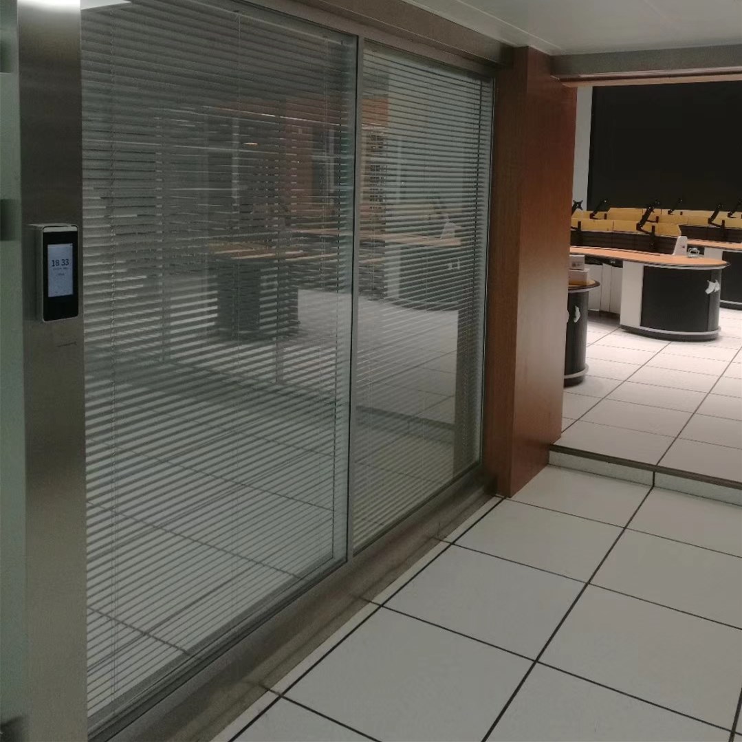 钦南防静电地板三防抗静电地板厂家采购