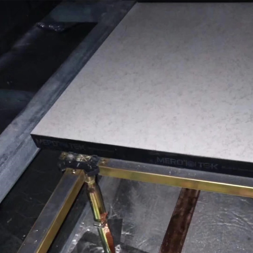 信州防静电地板防静电地板厂家直销大量现货