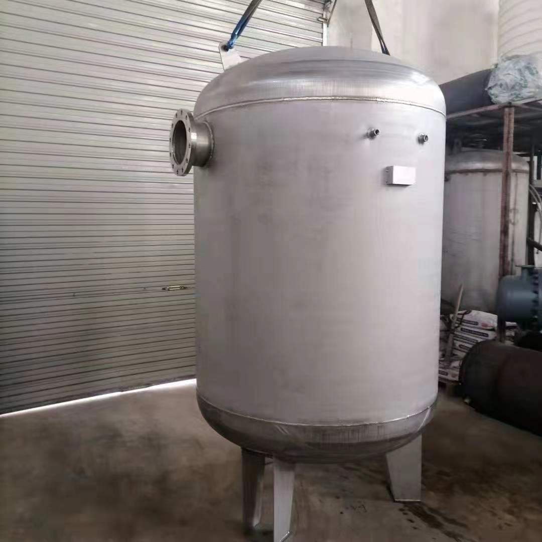 贮水罐诚信企业辉煌承压水箱生产安装