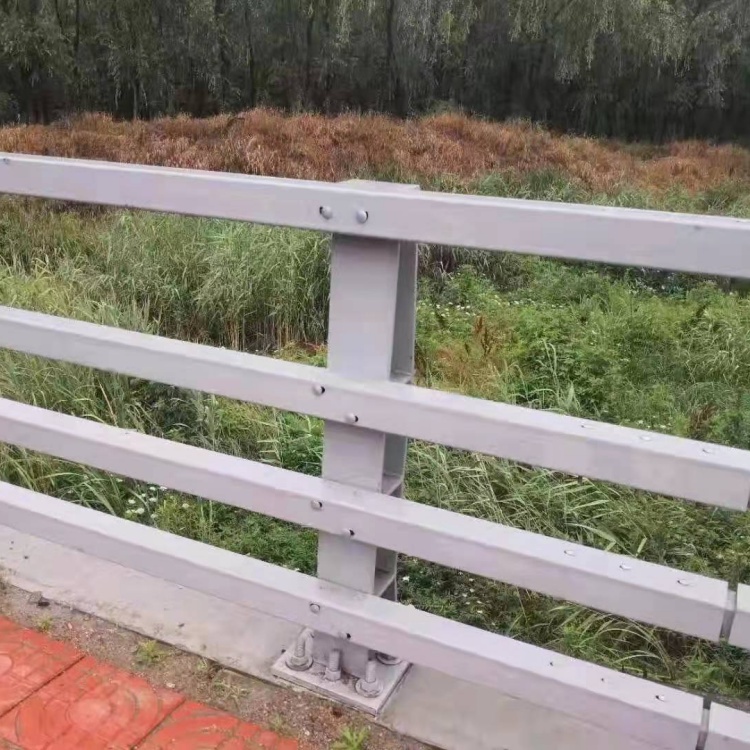 护栏【中央分隔栏】使用方法