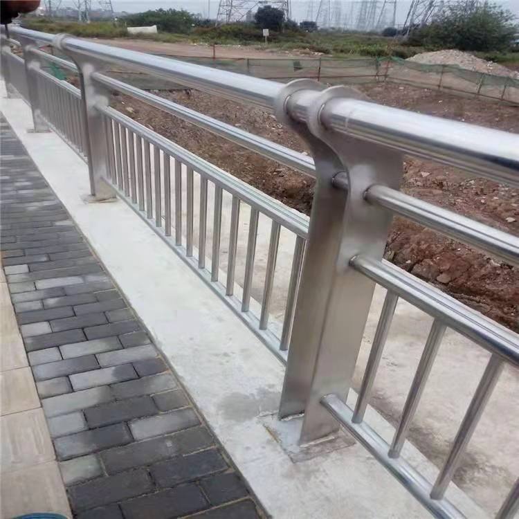 不锈钢护栏经销商