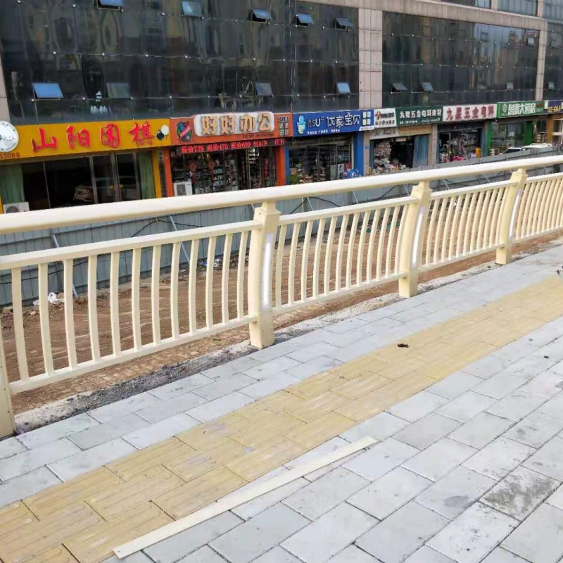 柏乡铝合金护栏用途广泛