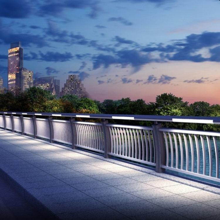 青冈灯光护栏厂家现货供应