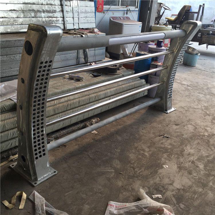 灯光护栏真材实料一站式采购