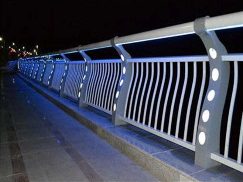 通海灯光护栏真材实料诚信经营