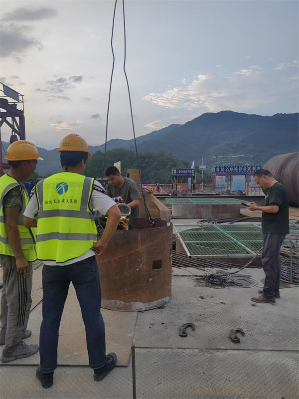 恩施水下打捞公司欢迎来电