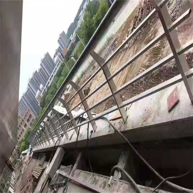 怀化钢桥梁栏杆生产制作