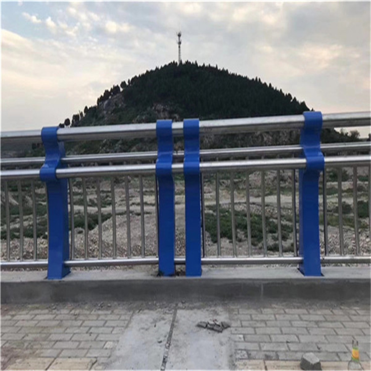 桥梁改防撞护栏多少钱一米真材实料加工定制