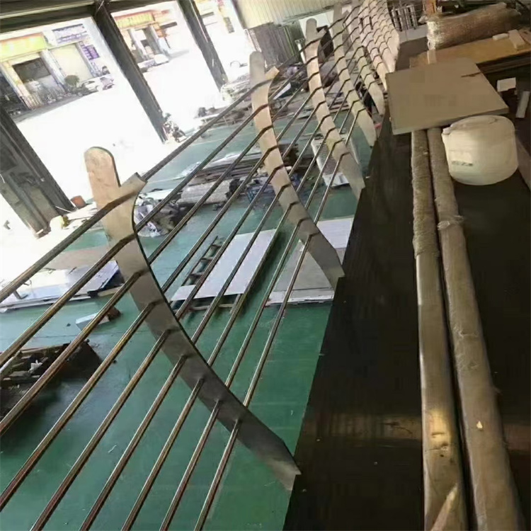 景观桥梁防护栏价格公道厂家采购