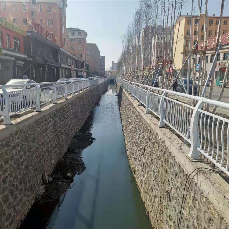 毕节桥梁复合栏杆多少钱一米