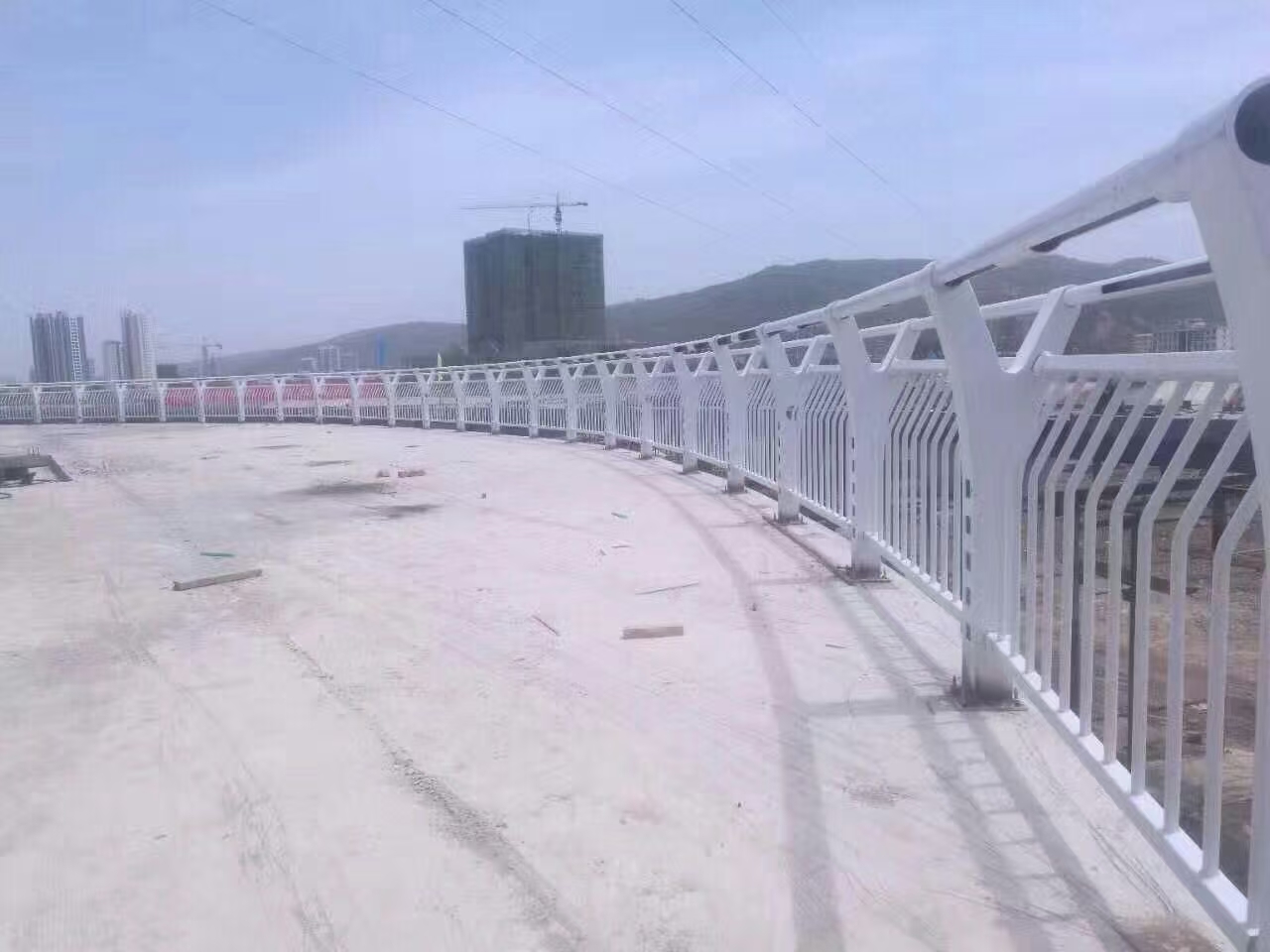 光泽护栏不锈钢人行道护栏为您提供一站式采购服务