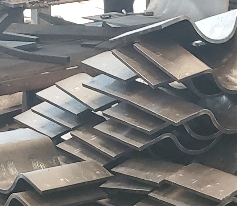 护栏中央分隔栏细节决定成败质量三包