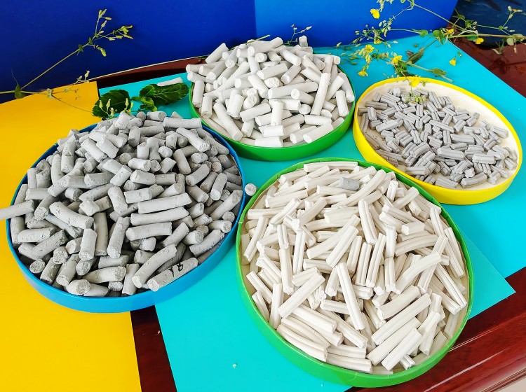 氧化钙颗粒用于皮革梳皮图片