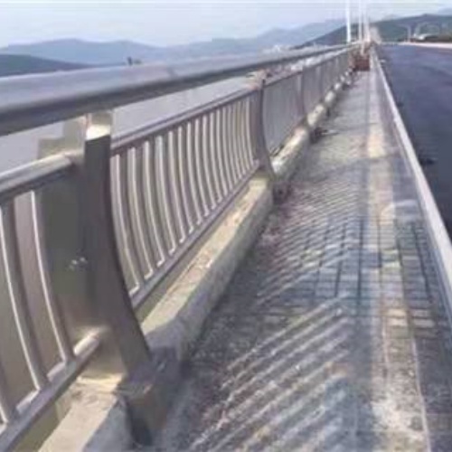 护栏,桥梁护栏栏杆真正让利给买家本地范围厂家