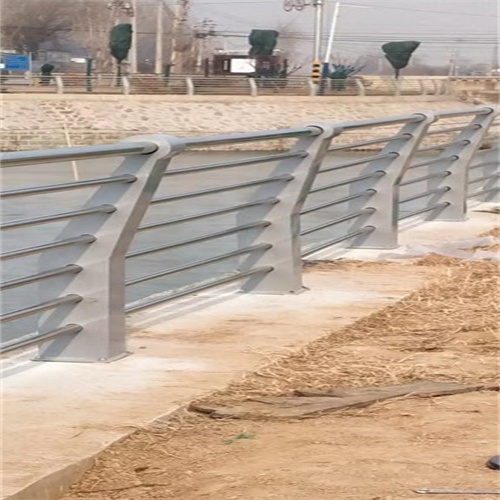 不锈钢复合管河道护栏加工厂家拒绝中间商