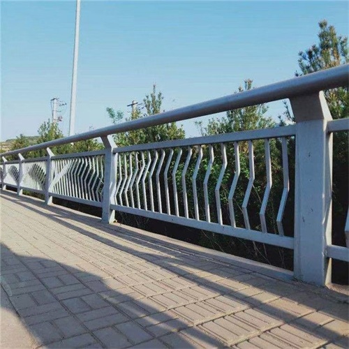 高架桥防撞护栏加工电话