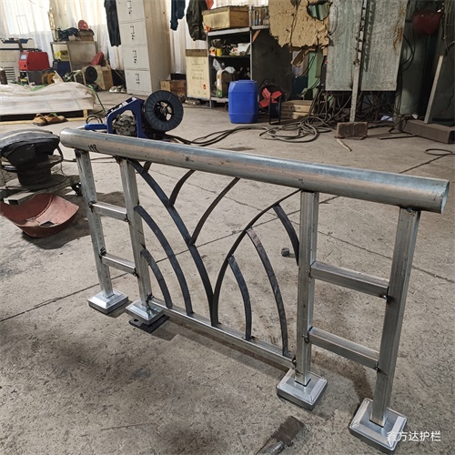 【护栏】市政护栏货源足质量好信誉有保证