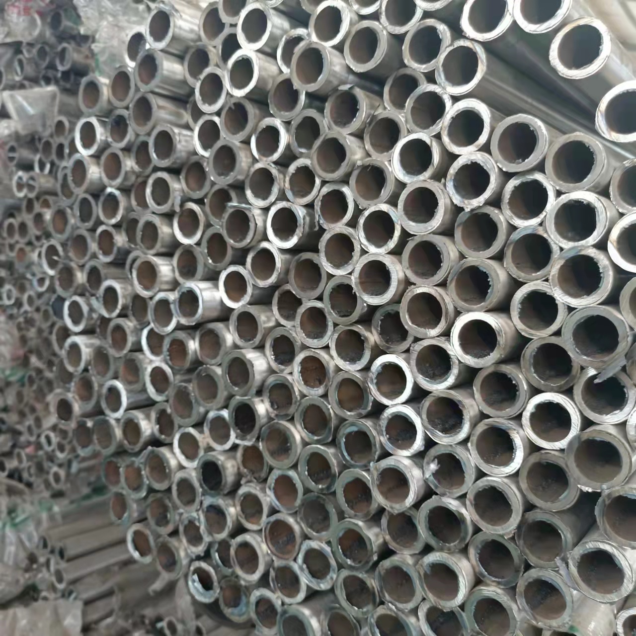 不锈钢复合管 城市景观防护栏实拍展现工厂批发