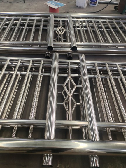 不锈钢复合管用心制作口碑好实力强