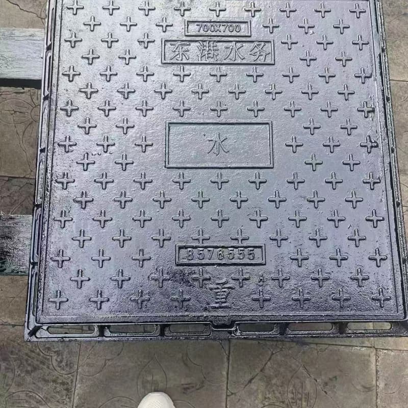 灵璧球墨铸铁井盖人行道专用井盖品质保证实力见证