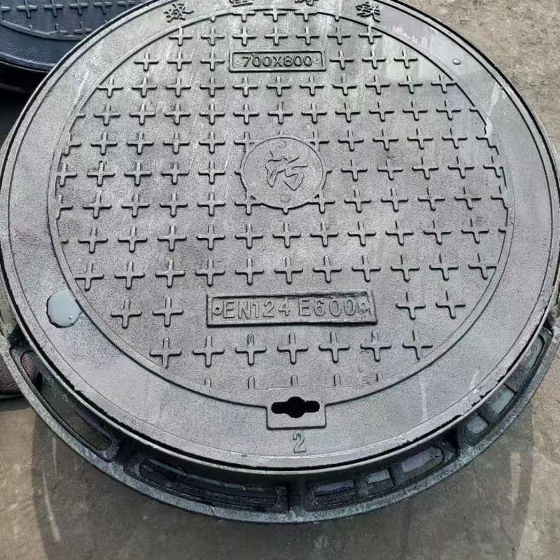 盘龙球墨铸铁井盖铸铁隐形井盖多年行业积累