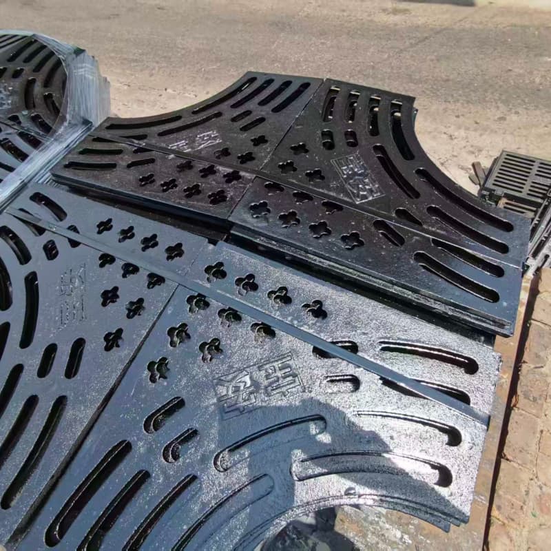 大新球墨铸铁篦子沟盖板_450x750下水道篦子来电咨询