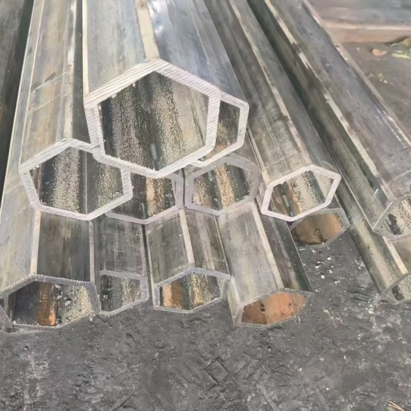 临泉异型管-201不锈钢镀锌三角管欢迎来电咨询