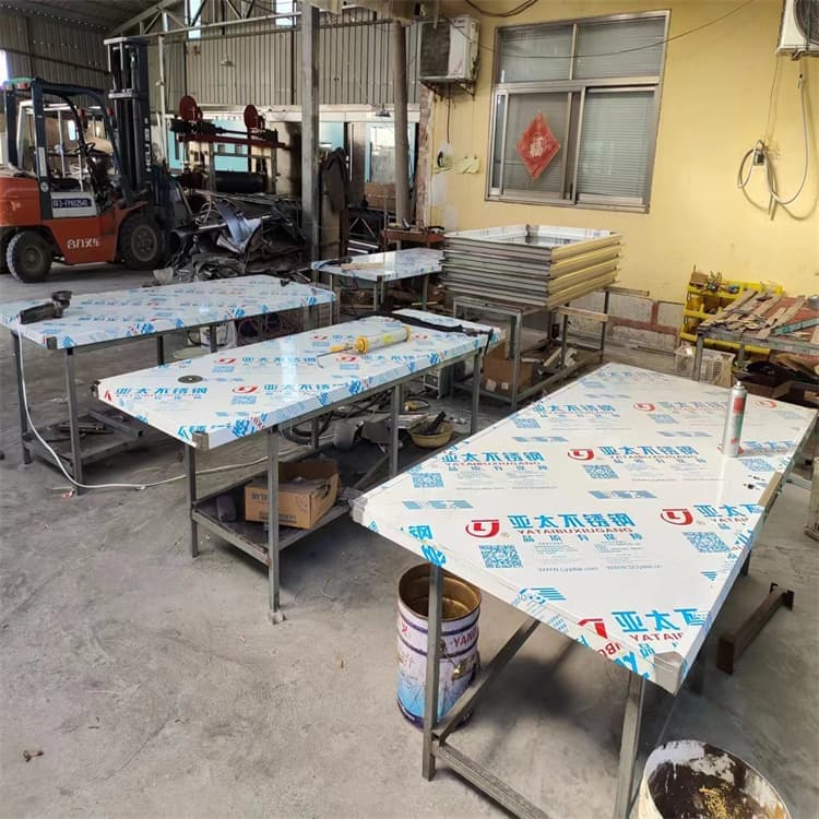 规格全的大庆红岗手动推拉铅门3mmpb现货厂家