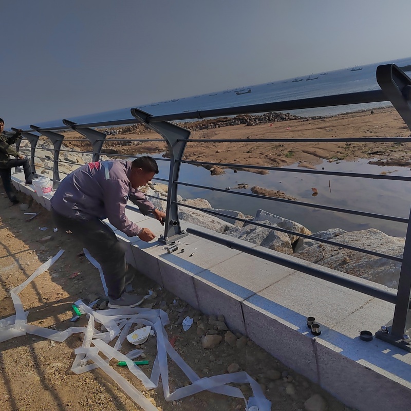 卓尼护栏,景观灯光栏杆实拍品质保障