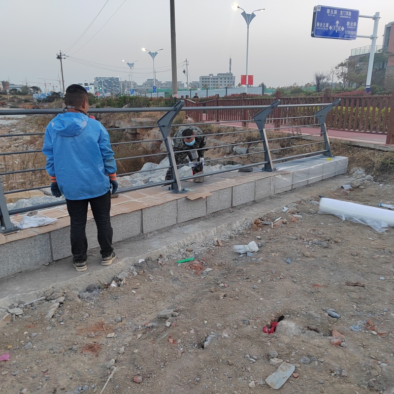 无为护栏-桥梁护栏量大从优