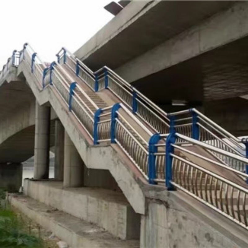 北京不锈钢复合管护栏优惠中