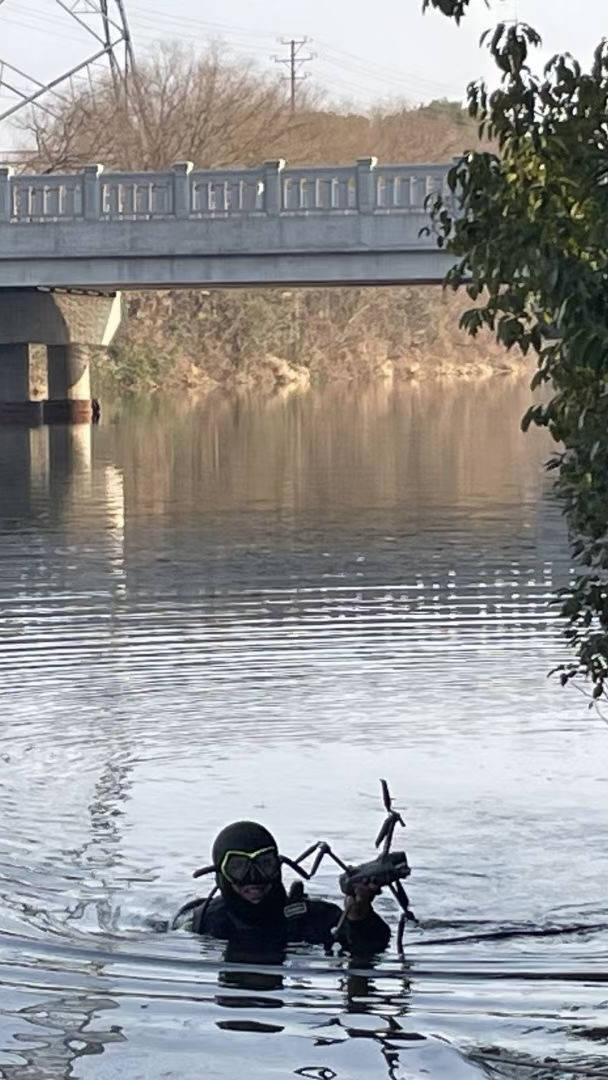 霍山水下打捞潜水员水下施工解决方案