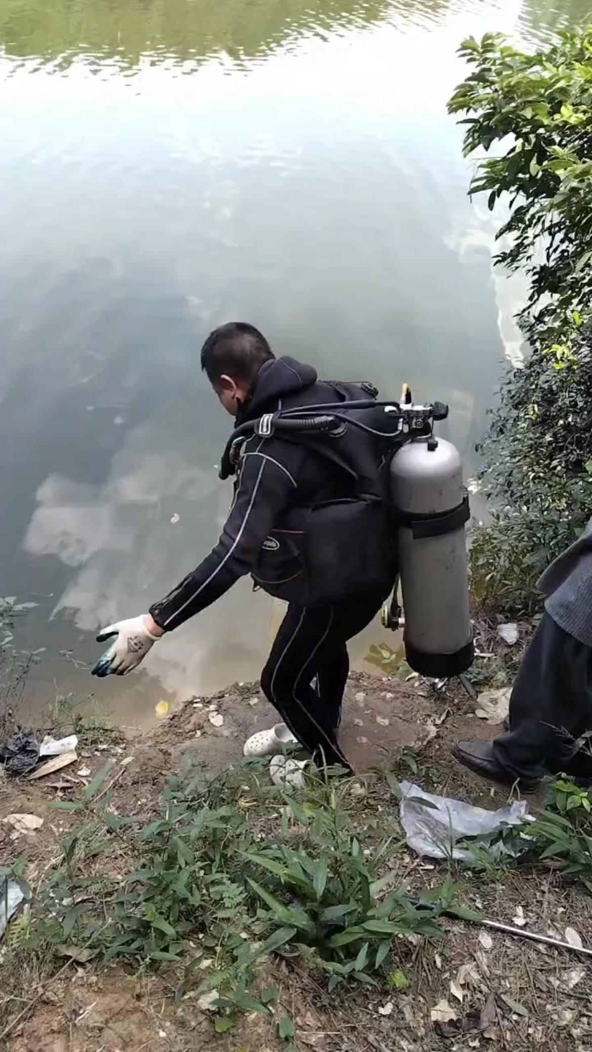 广元潜水打捞多少钱30分钟速达