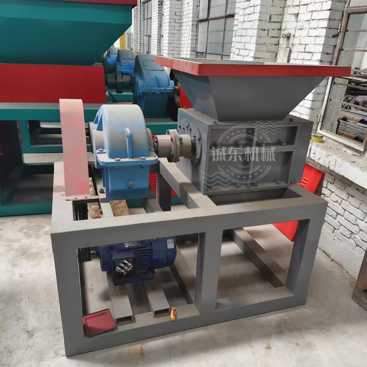 虹口撕碎机废钢撕碎机做工精细