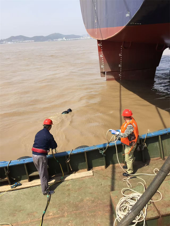 水下混凝土浇筑欢迎来电