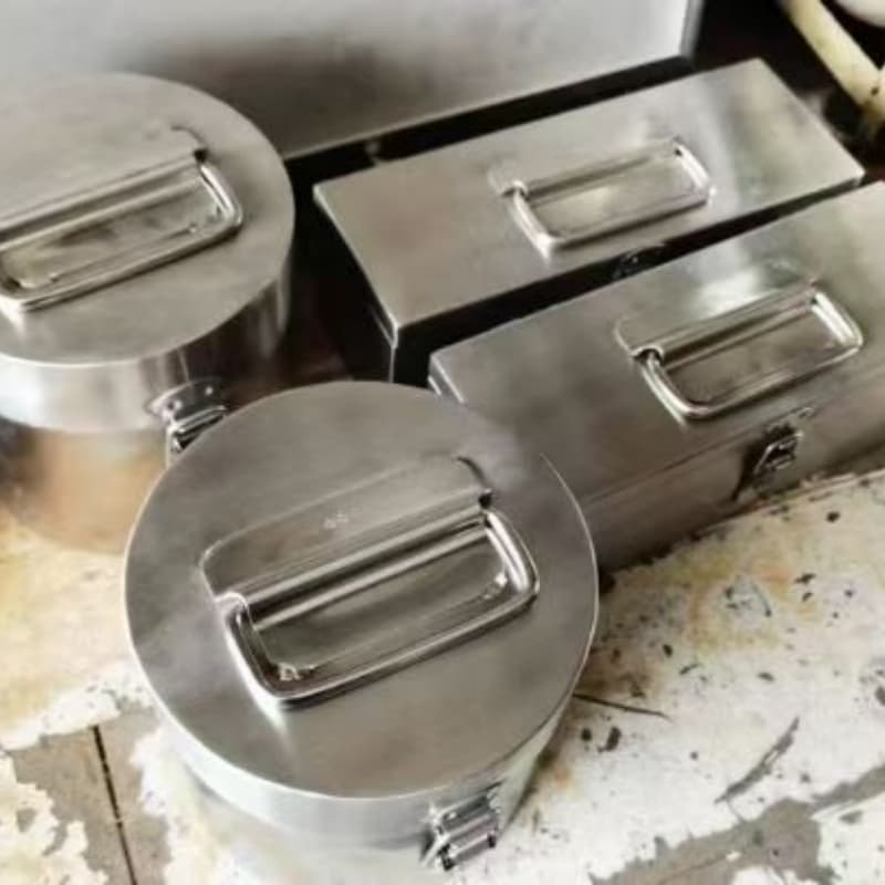 新民铅桶铅罐铅制品实体厂家大量现货