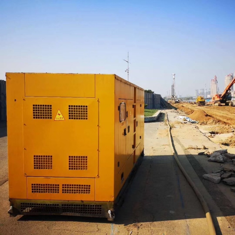 现货直供小型静音发电车租赁